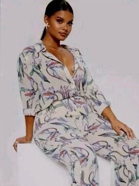 PrettyLittleThing Cream and Purple Floral set